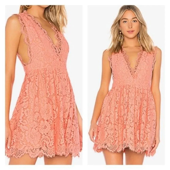 NBD Revolve Joanna Coral Peach Lace Mini Cocktail Dress M Romcomcore - Picture 9 of 9